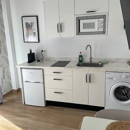 Sunsands Estudio 1ºa Playa76 Carihuela Torremolinos